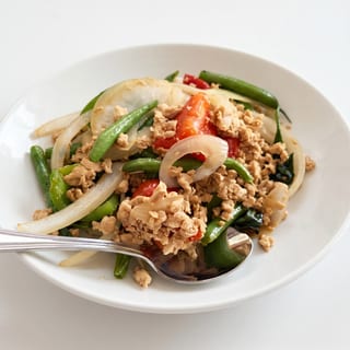 Kapow Basil with Spicy Chilies & Garlic (lunch)